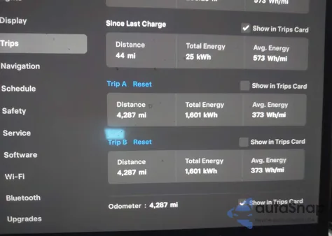 2024 Tesla Model 3 Performance All-Wheel Drive z USA, uszkodzony, nr VIN 5YJ3E1ET0RF888464